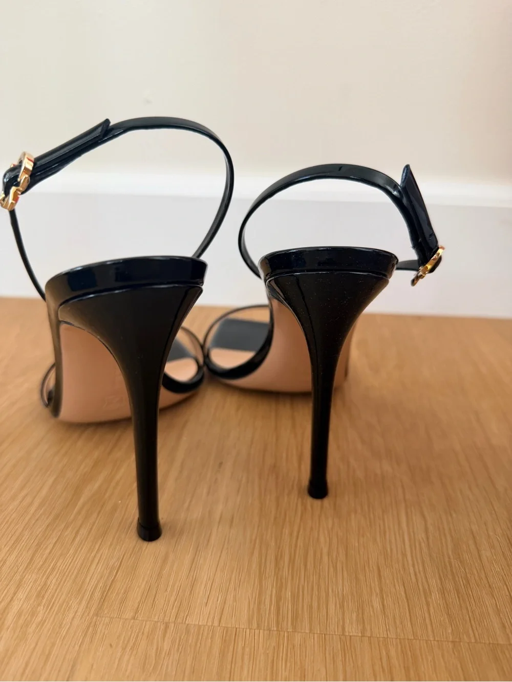 NIB ✨ Gianvito Rossi Ribbon Stiletto Black Heels Size 8.5 $895